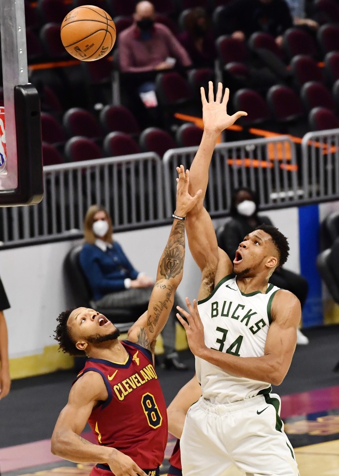 梅德韦杰夫简介