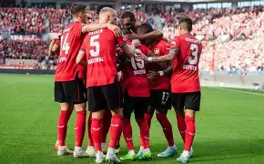  金铲铲之战霓虹之夜t0阵容 